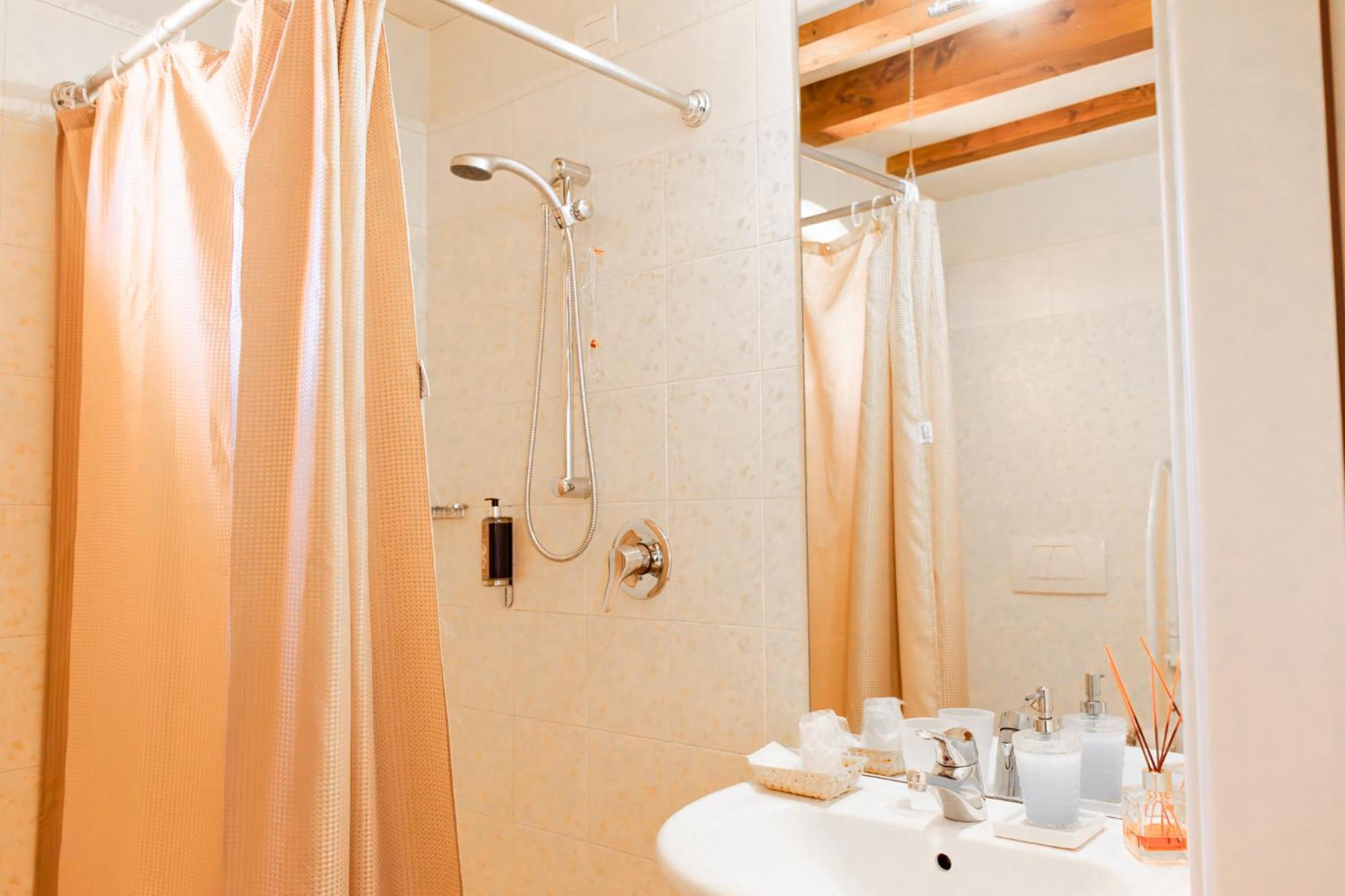 Hotel Dependance Silvestro Garda  Ngoại thất bức ảnh